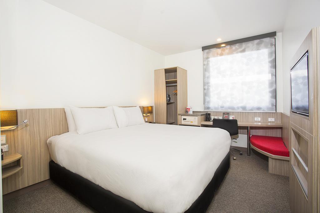 Ibis Mackay Hotel Værelse billede